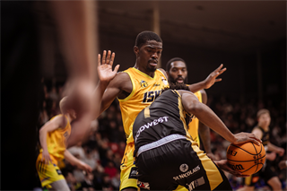 26. Kolo Niké SBL: BC Prievidza vs. BK Iskra Svit 70:50 (foto: Vladimír Králik)	