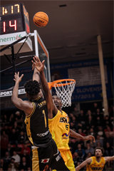 26. Kolo Niké SBL: BC Prievidza vs. BK Iskra Svit 70:50 (foto: Vladimír Králik)	