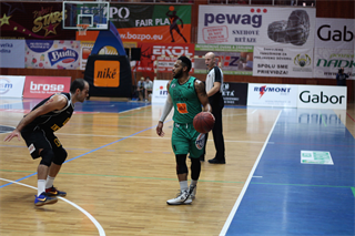 1. kolo Eurovia SBL: BC Prievidza - BK Inter Bratislava 95:97*