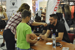 Autogramiáda OC Korzo  (foto: Barbora Bařinová)