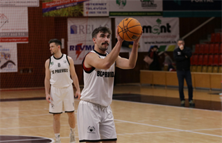 1. liga: BC Prievidza B - BK Slovenský Orol Levoča 102:62 (foto: Ladislav Szibilla)	