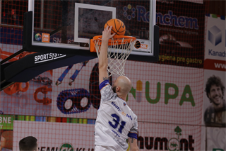 29. Kolo Niké SBL: BC Prievidza - Spišskí Rytieri 77:71 (foto: Ladislav Szibilla)	