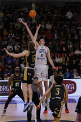 29. Kolo Niké SBL: BC Prievidza - Spišskí Rytieri 77:71 (foto: Ladislav Szibilla)	