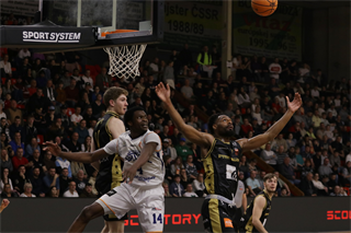 29. Kolo Niké SBL: BC Prievidza - Spišskí Rytieri 77:71 (foto: Ladislav Szibilla)	