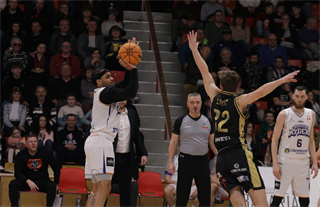 29. Kolo Niké SBL: BC Prievidza - Spišskí Rytieri 77:71 (foto: Ladislav Szibilla)	