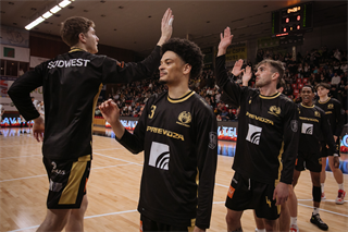 29. Kolo Niké SBL: BC Prievidza - Spišskí Rytieri 77:71 (foto: Vladimír Králik)	