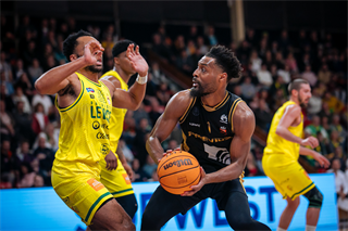 31. Kolo Niké SBL: BC Prievidza - Patrioti Levice 80:71 (foto: Vladimír Králik)	