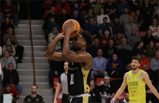 31. Kolo Niké SBL - BC Prievidza : Patrioti Levice 80:71 (foto: Ladislav Szibilla)	