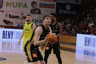 31. Kolo Niké SBL - BC Prievidza : Patrioti Levice 80:71 (foto: Ladislav Szibilla)	