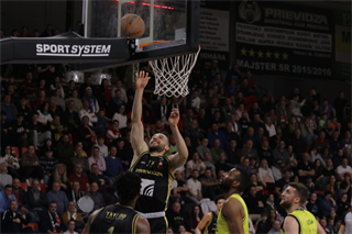 31. Kolo Niké SBL - BC Prievidza : Patrioti Levice 80:71 (foto: Ladislav Szibilla)	