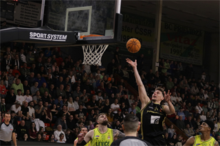 31. Kolo Niké SBL - BC Prievidza : Patrioti Levice 80:71 (foto: Ladislav Szibilla)	