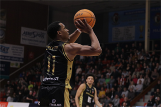 31. Kolo Niké SBL - BC Prievidza : Patrioti Levice 80:71 (foto: Ladislav Szibilla)	