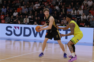 31. Kolo Niké SBL - BC Prievidza : Patrioti Levice 80:71 (foto: Ladislav Szibilla)	