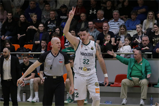 32. Kolo Niké SBL: MBK Handlová - BC Prievidza 81:88 (foto: Ladislav Szibilla)	