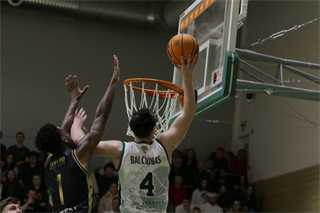 32. Kolo Niké SBL: MBK Handlová - BC Prievidza 81:88 (foto: Ladislav Szibilla)	