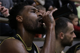 32. Kolo Niké SBL: MBK Handlová - BC Prievidza 81:88 (foto: Ladislav Szibilla)	