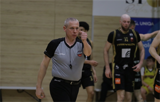 32. Kolo Niké SBL: MBK Handlová - BC Prievidza 81:88 (foto: Ladislav Szibilla)	
