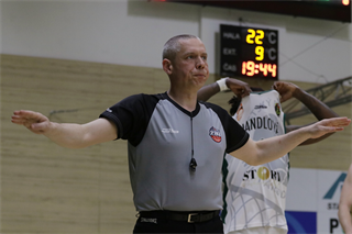 32. Kolo Niké SBL: MBK Handlová - BC Prievidza 81:88 (foto: Ladislav Szibilla)	