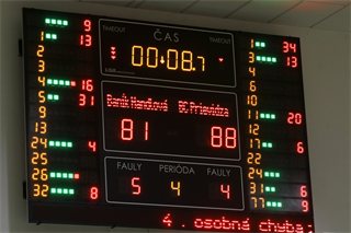 32. Kolo Niké SBL: MBK Handlová - BC Prievidza 81:88 (foto: Ladislav Szibilla)	