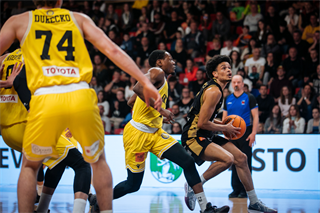 34. Kolo Niké SBL: BC Prievidza - BK Inter Bratislava 96:67 (foto: Vladimír Králik)	