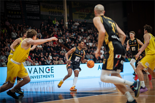 34. Kolo Niké SBL: BC Prievidza - BK Inter Bratislava 96:67 (foto: Vladimír Králik)	