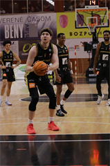 36. Kolo Niké SBL: BC Prievidza - Slávia SPU Nitra 106:68 (foto: Ladislav Szibilla)	