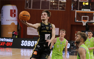 36. Kolo Niké SBL: BC Prievidza - Slávia SPU Nitra 106:68 (foto: Ladislav Szibilla)	