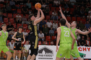 36. Kolo Niké SBL: BC Prievidza - Slávia SPU Nitra 106:68 (foto: Ladislav Szibilla)	