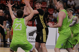 36. Kolo Niké SBL: BC Prievidza - Slávia SPU Nitra 106:68 (foto: Ladislav Szibilla)	