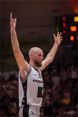 1. štvrťfinále Niké SBL: BC Prievidza - Inter Bratislava 88:84 (foto: Vladimír Králik)	