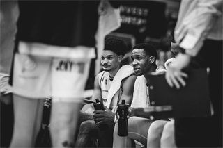 1. štvrťfinále Niké SBL: BC Prievidza - Inter Bratislava 88:84 (foto: Vladimír Králik)	