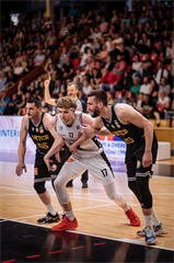 1. štvrťfinále Niké SBL: BC Prievidza - Inter Bratislava 88:84 (foto: Vladimír Králik)	