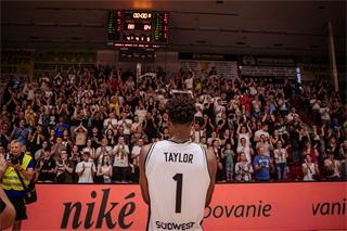 1. štvrťfinále Niké SBL: BC Prievidza - Inter Bratislava 88:84 (foto: Vladimír Králik)	
