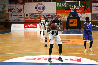 BC Prievidza - BKM Lučenec 86:74 (foto: Ladislav Szibilla)