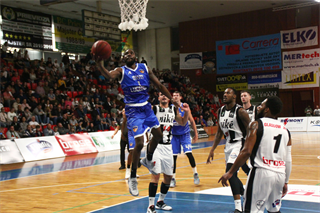BC Prievidza - BKM Lučenec 86:74 (foto: Ladislav Szibilla)