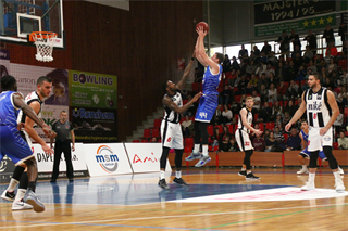 BC Prievidza - BKM Lučenec 86:74 (foto: Ladislav Szibilla)