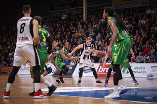 BC Prievidza -BK Levickí Patrioti 74:67 (foto: Vladimír Králik)