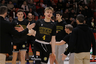 3. zápas štvrťfinále Niké SBL: BC Prievidza - Inter Bratislava 79:69 (foto: Ladislav Szibilla)	