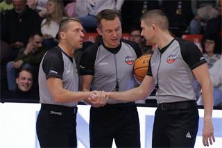 3. zápas štvrťfinále Niké SBL: BC Prievidza - Inter Bratislava 79:69 (foto: Ladislav Szibilla)	