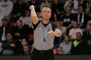 3. zápas štvrťfinále Niké SBL: BC Prievidza - Inter Bratislava 79:69 (foto: Ladislav Szibilla)	
