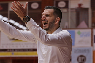 3. zápas štvrťfinále Niké SBL: BC Prievidza - Inter Bratislava 79:69 (foto: Ladislav Szibilla)	