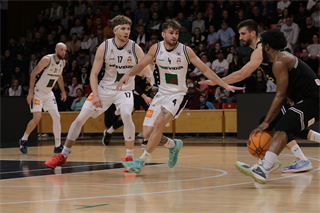 3. zápas štvrťfinále Niké SBL: BC Prievidza - Inter Bratislava 79:69 (foto: Ladislav Szibilla)	
