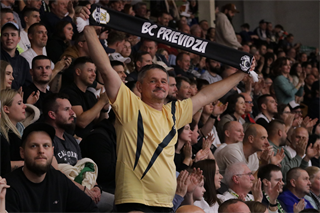 3. zápas štvrťfinále Niké SBL: BC Prievidza - Inter Bratislava 79:69 (foto: Ladislav Szibilla)	