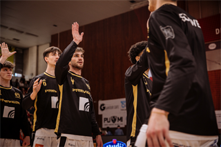 3. štvrťfinále Niké SBL: BC Prievidza - Inter Bratislava 79:69 (foto: Vladimír Králik)	