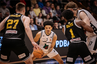 3. štvrťfinále Niké SBL: BC Prievidza - Inter Bratislava 79:69 (foto: Vladimír Králik)	