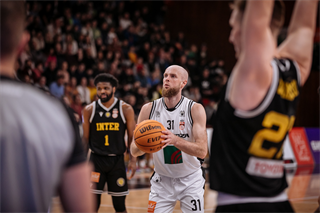 3. štvrťfinále Niké SBL: BC Prievidza - Inter Bratislava 79:69 (foto: Vladimír Králik)	