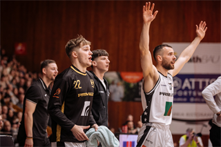 3. štvrťfinále Niké SBL: BC Prievidza - Inter Bratislava 79:69 (foto: Vladimír Králik)	