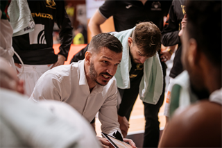3. štvrťfinále Niké SBL: BC Prievidza - Inter Bratislava 79:69 (foto: Vladimír Králik)	