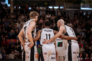 3. štvrťfinále Niké SBL: BC Prievidza - Inter Bratislava 79:69 (foto: Vladimír Králik)	