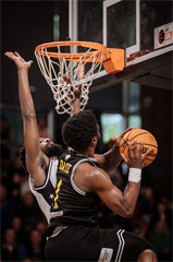 3. štvrťfinále Niké SBL: BC Prievidza - Inter Bratislava 79:69 (foto: Vladimír Králik)	